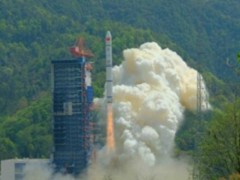 長(cháng)征二號丙運載火箭成功發(fā)射遙感三十號06組衛星